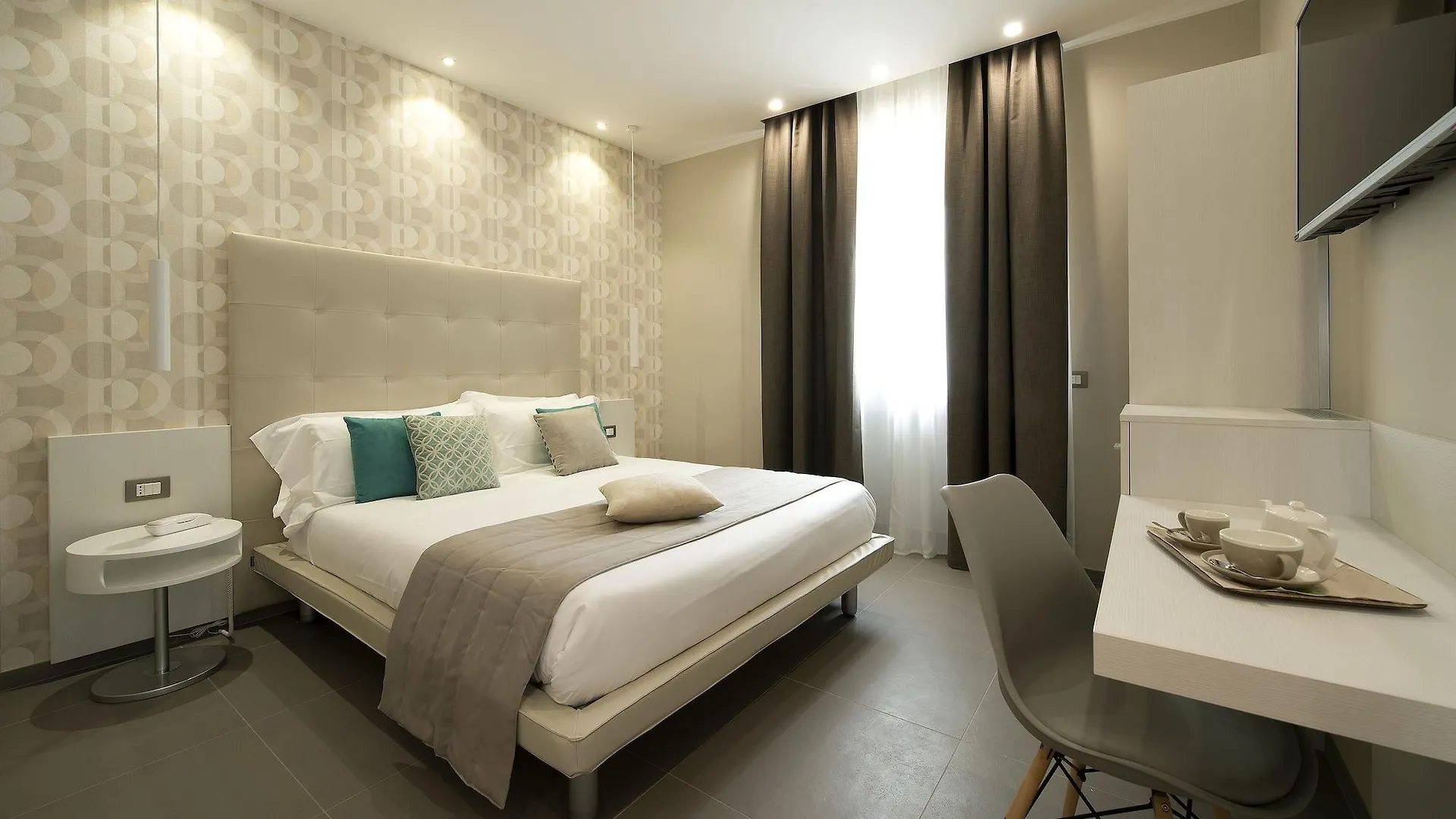 Hotel H21 ミラノ