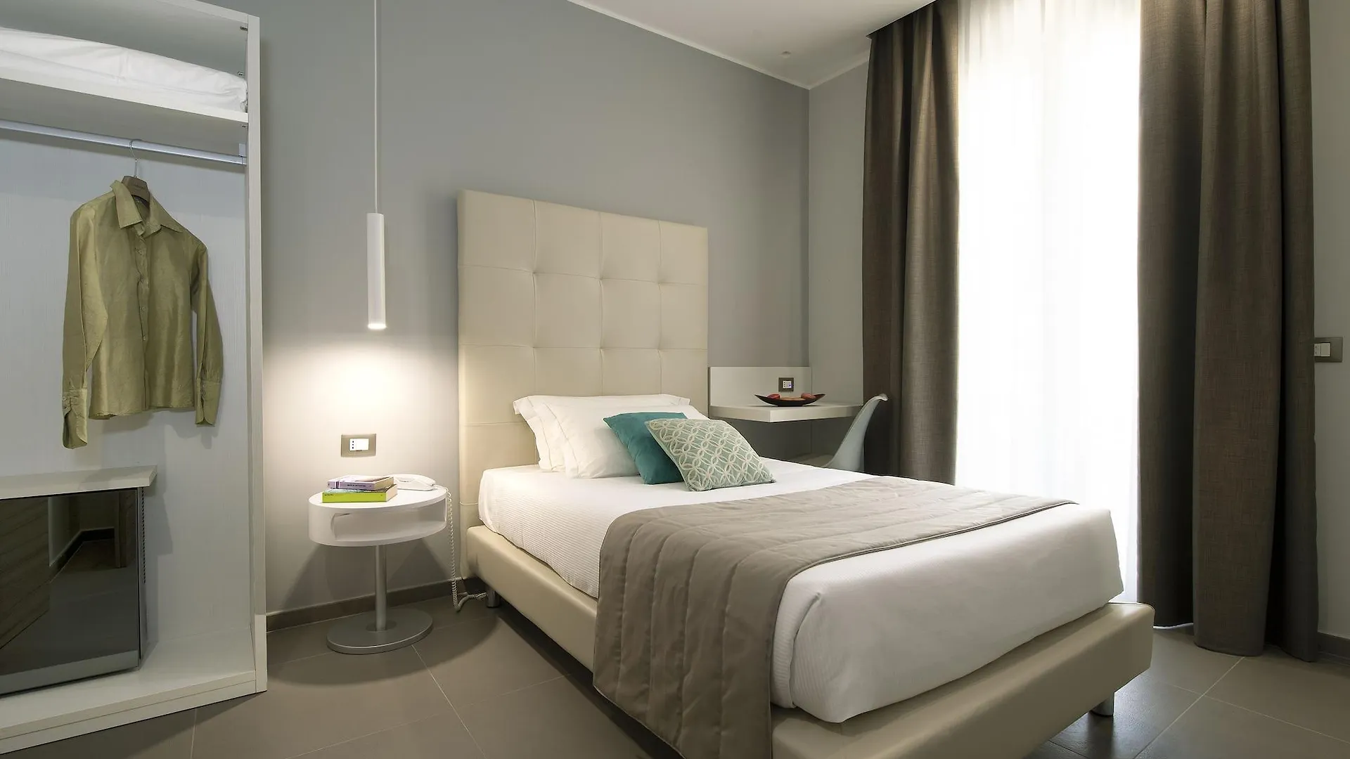 Hotel H21 ミラノ