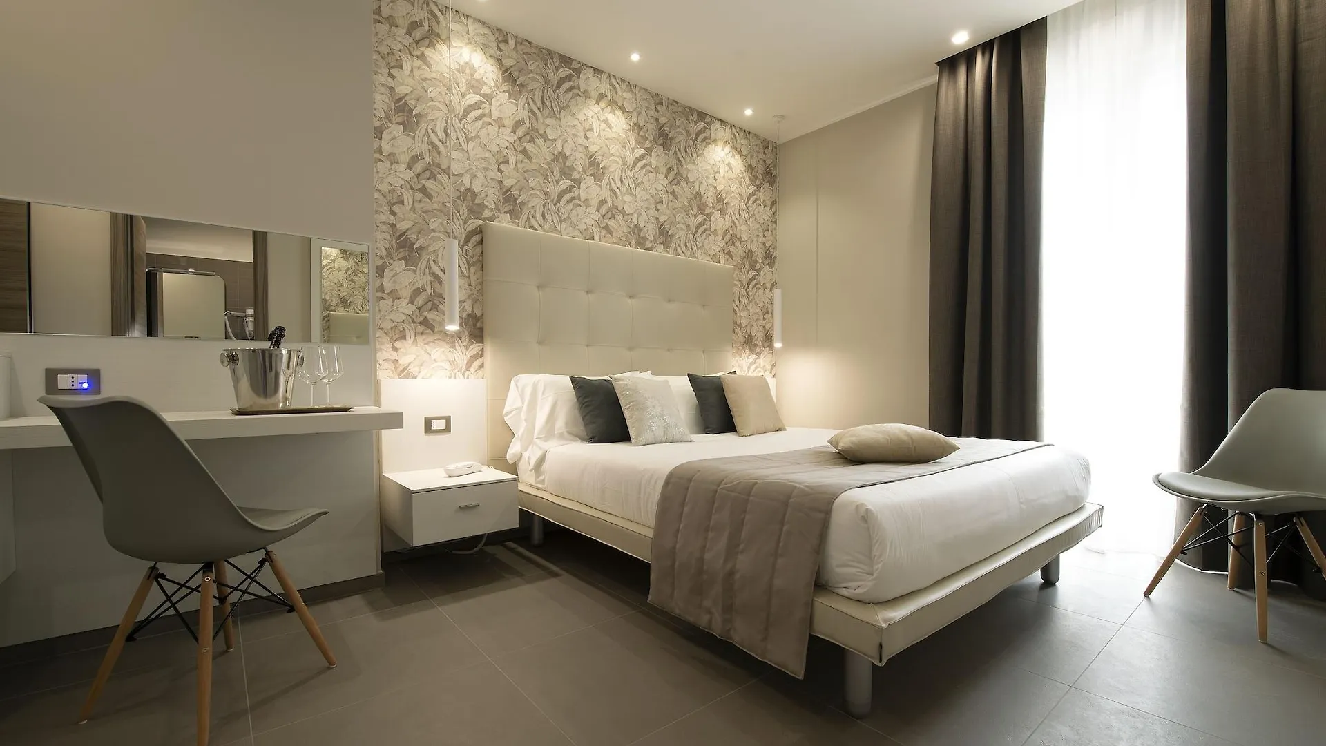 Hotel H21 ميلان إيطاليا