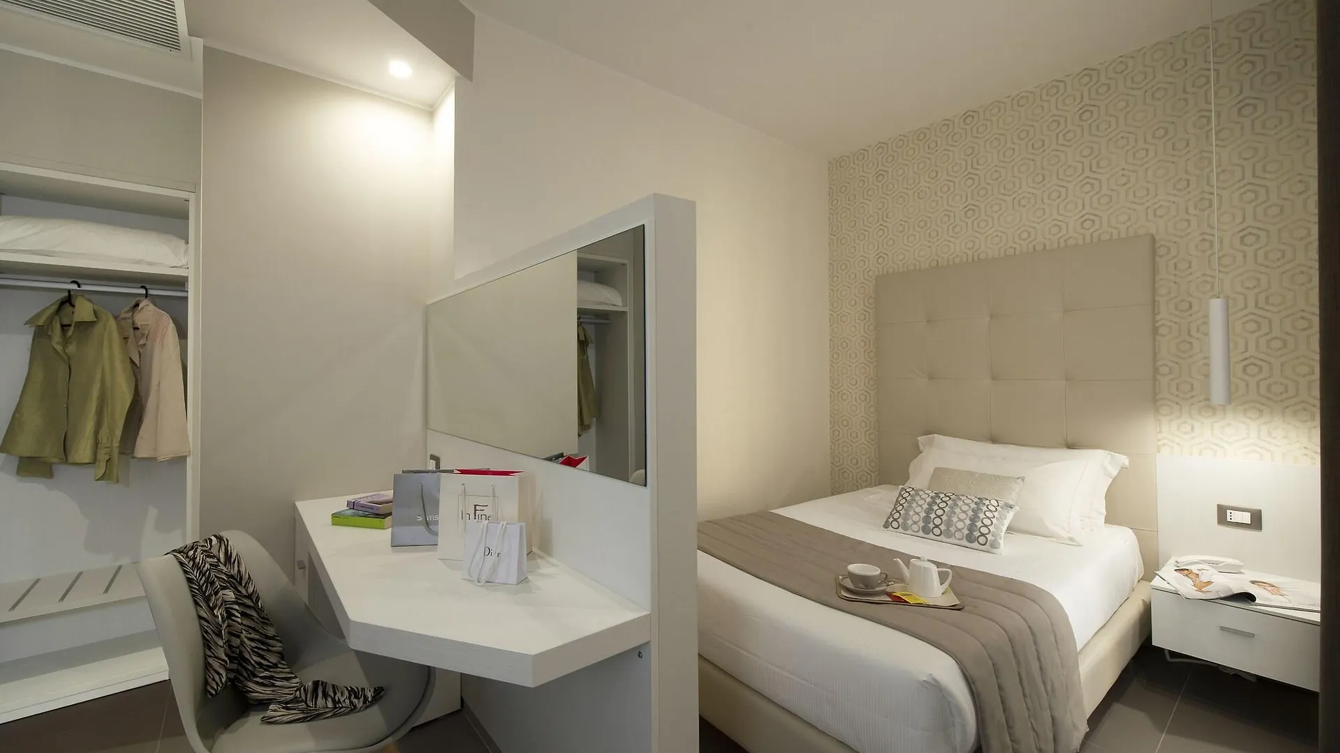 ***  Hotel H21 ميلان إيطاليا