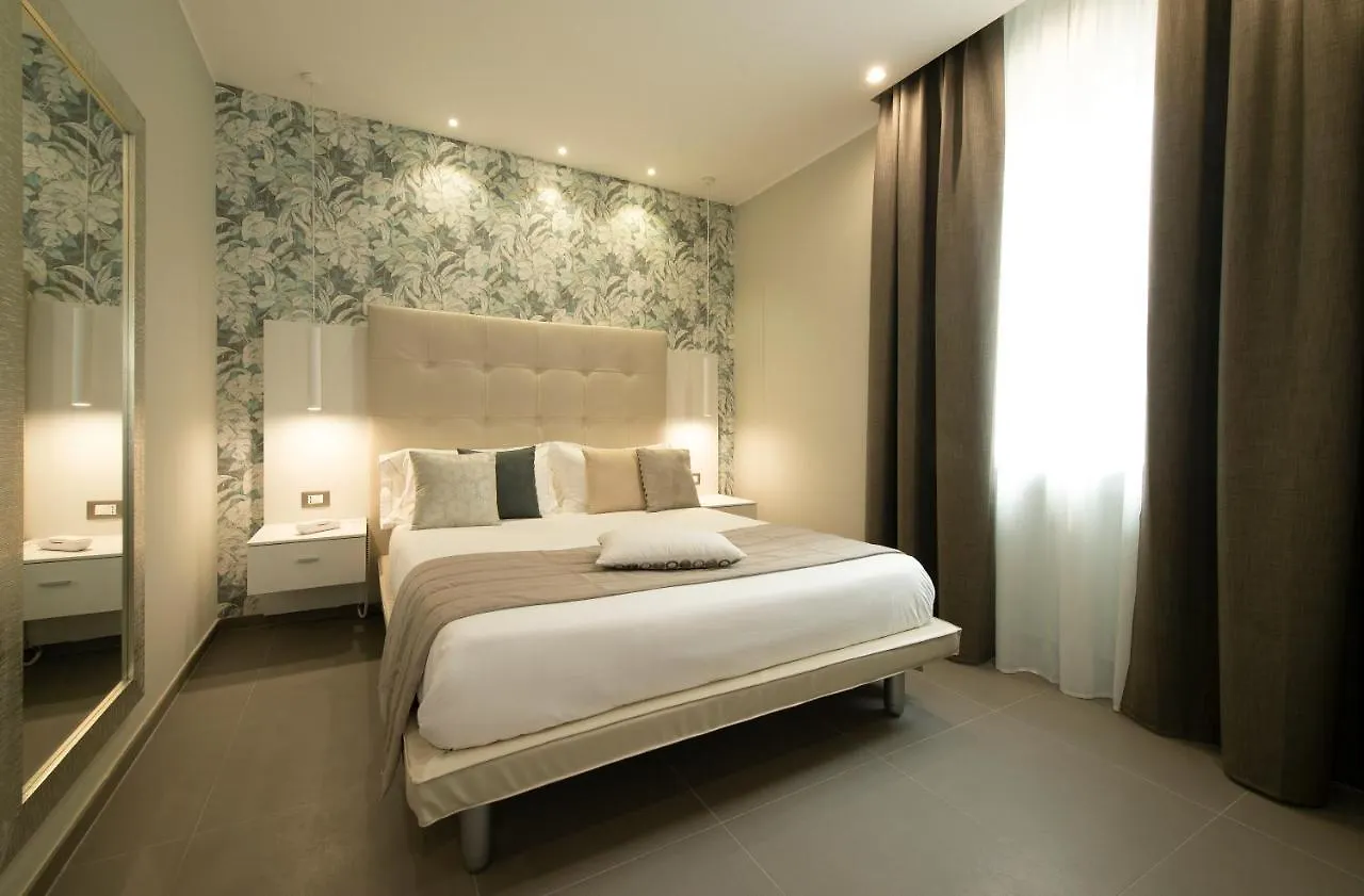 Hotel H21 ميلان